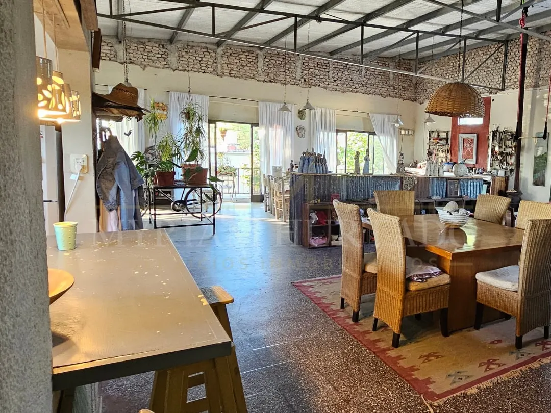 Casa tipo loft industrial en Saladillo